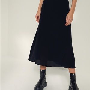 Wilfred- Artizia midi skirt